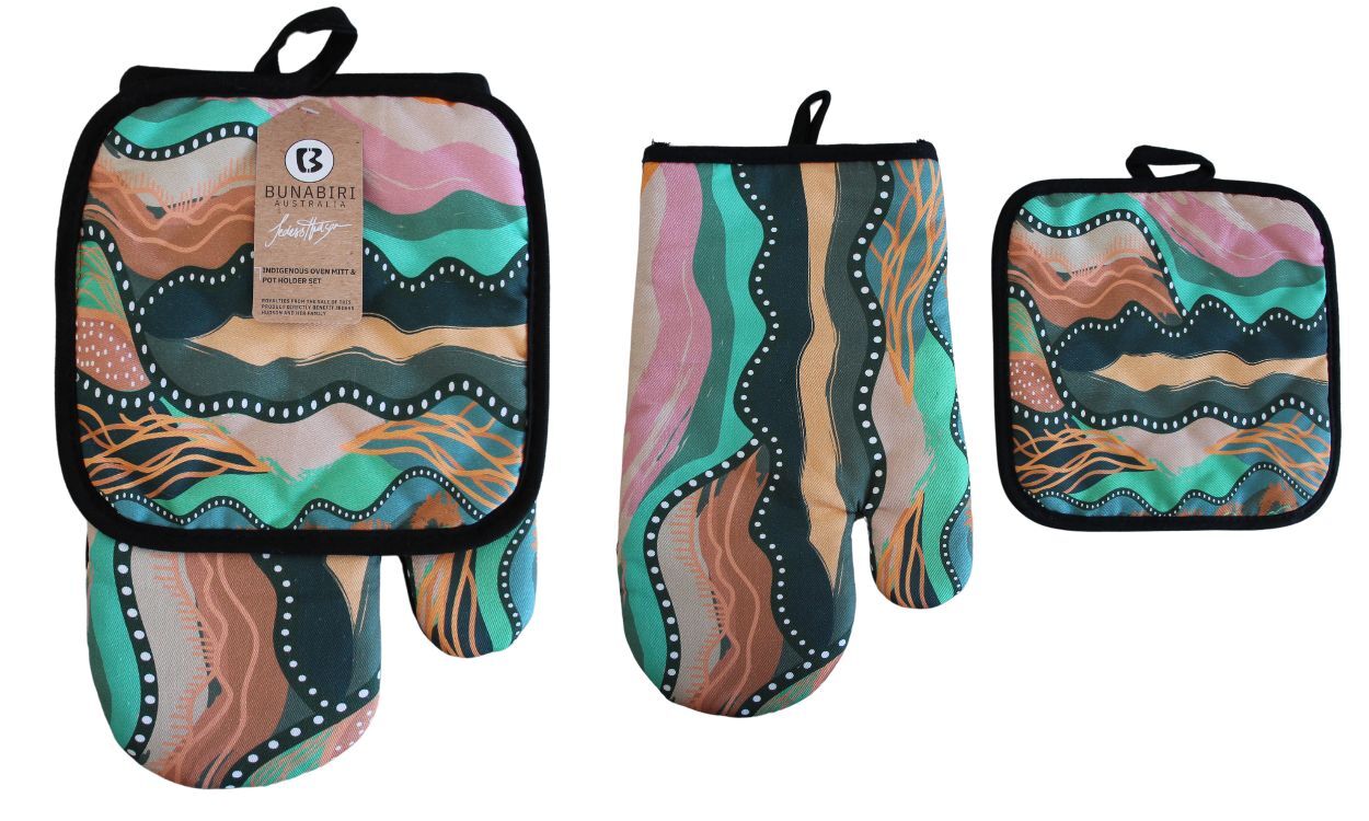 Oven Glove & Pot holder Set - Jedess Hudson - Wamin In The Wet
