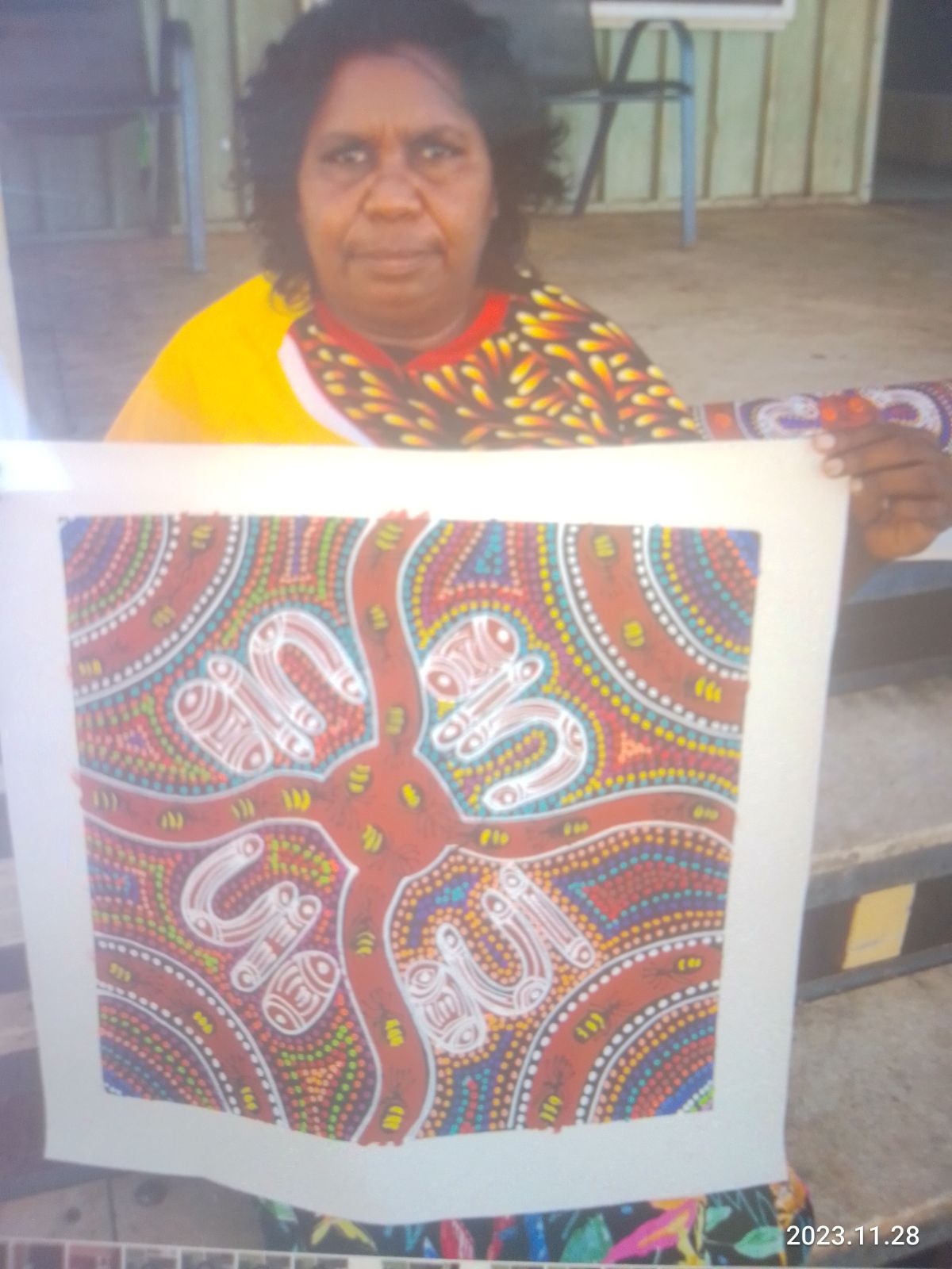 Selina Numina Kamprina - Women Digging For Honey Ants .48-7