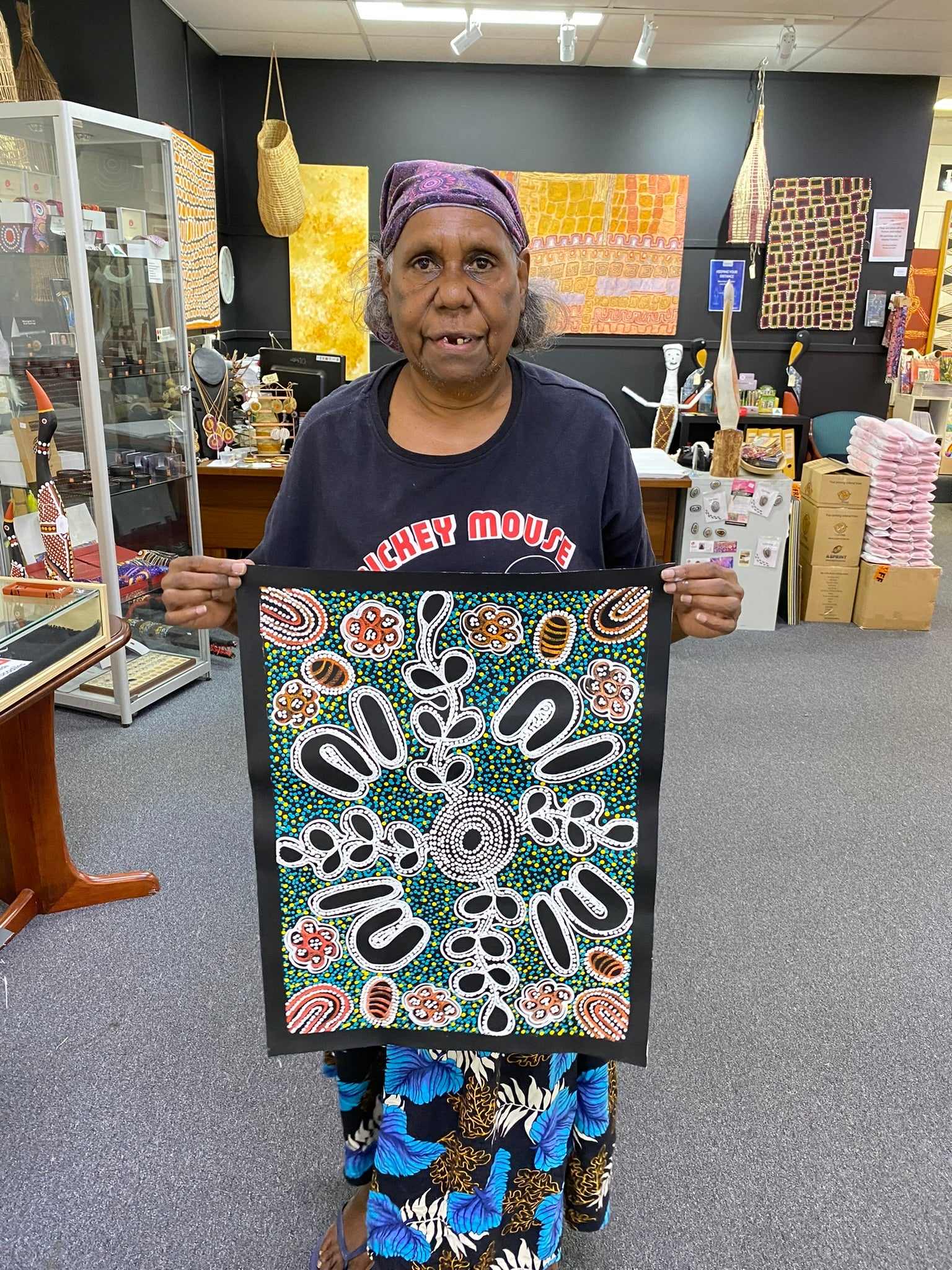 Lanita Numina - Women Collecting Bushberries .38-11