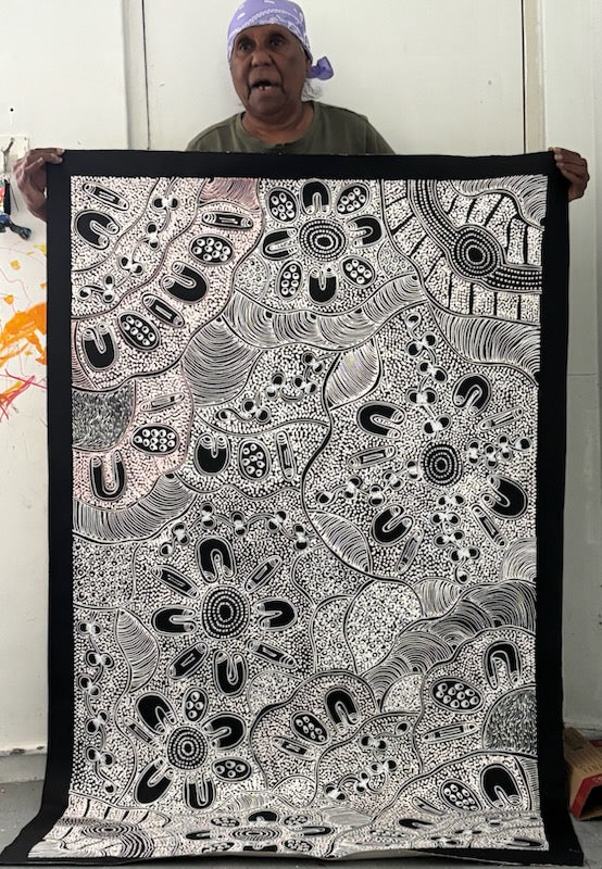 Lanita Numina - Women Collect Bushplums .80-4