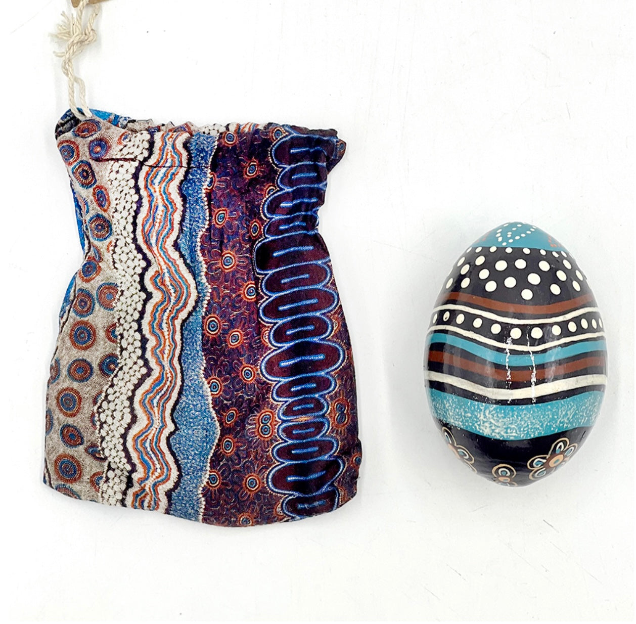 Ornamental Egg - Bianca Gardiner Dodd - with bag
