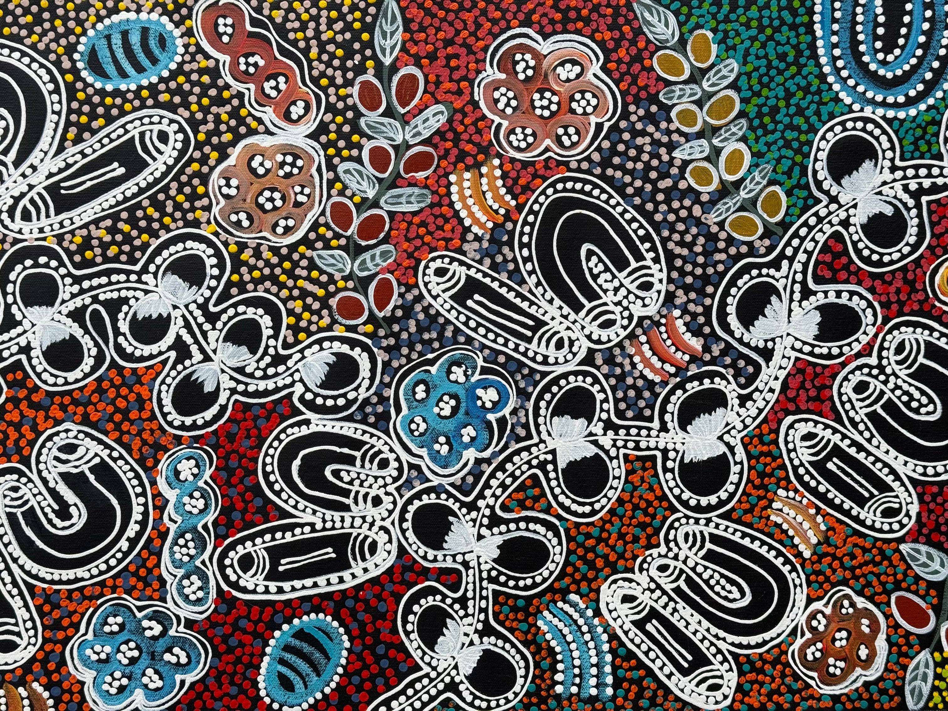 Lanita Numina - Women Collecting Bushtucker .13-36