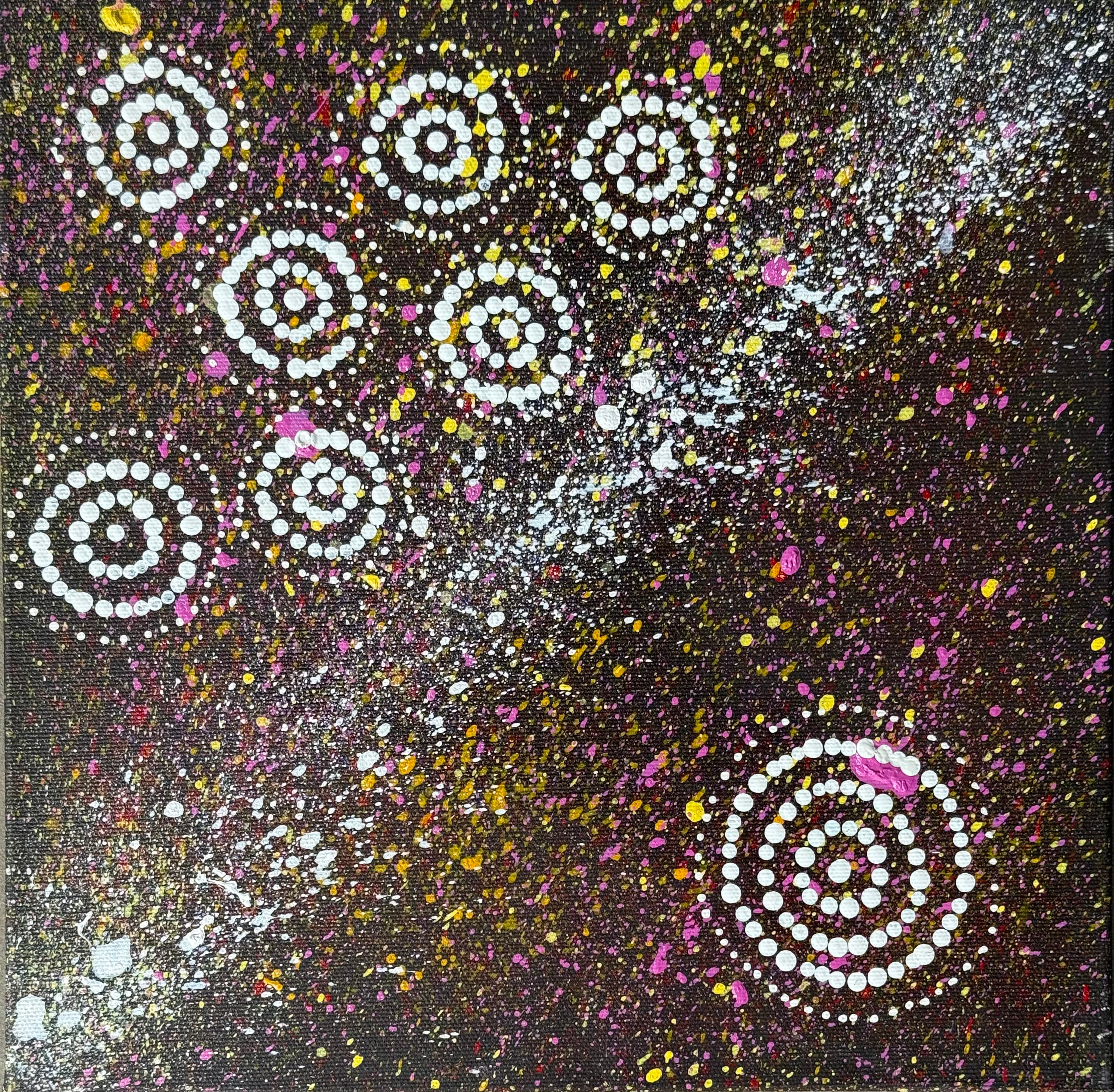Valma Nakamarra White - Napaljarri-warnu Jukurpa (Seven Sisters Dreaming) - Stretched