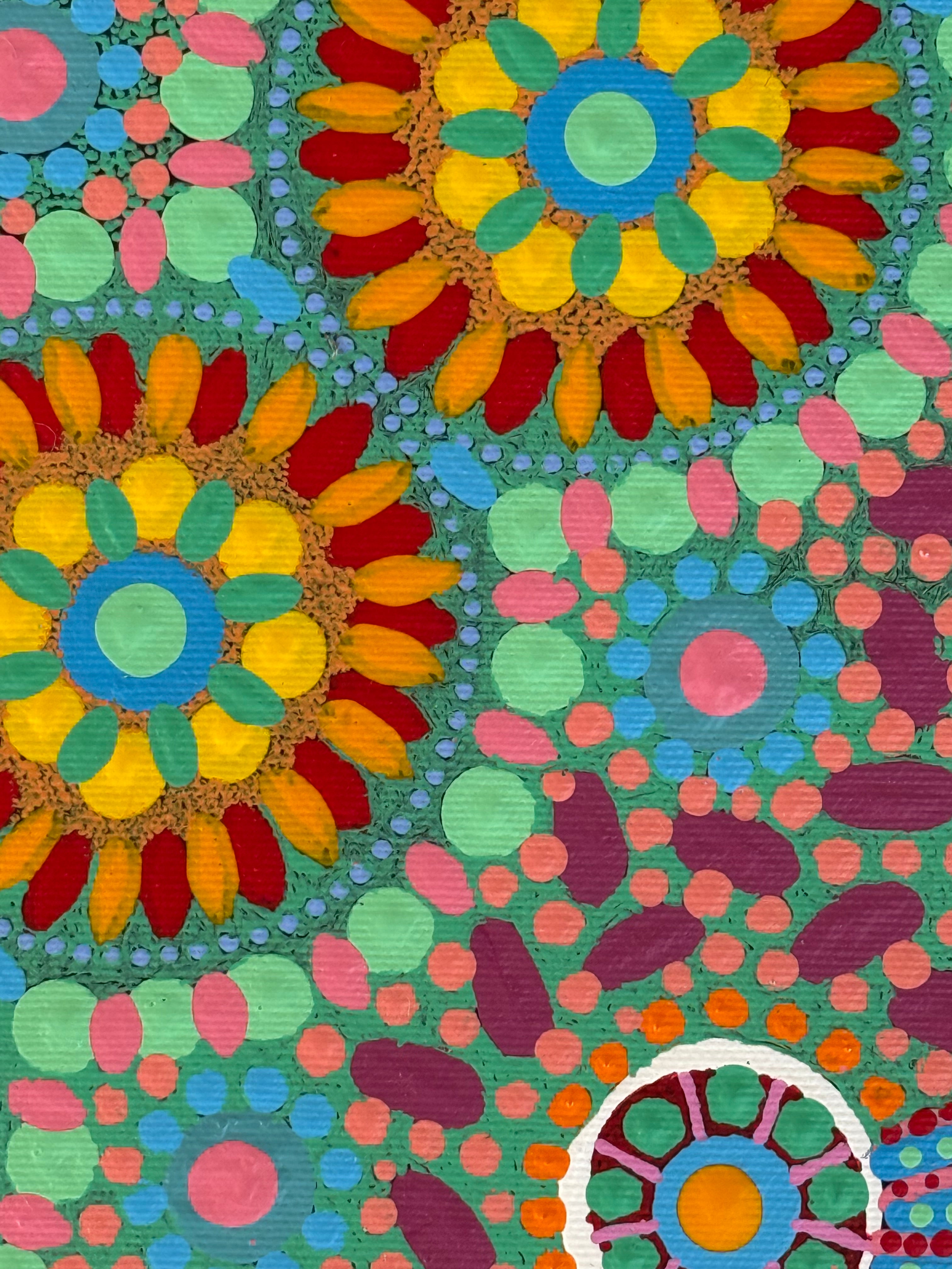 Sally Kentaltja - Stretched