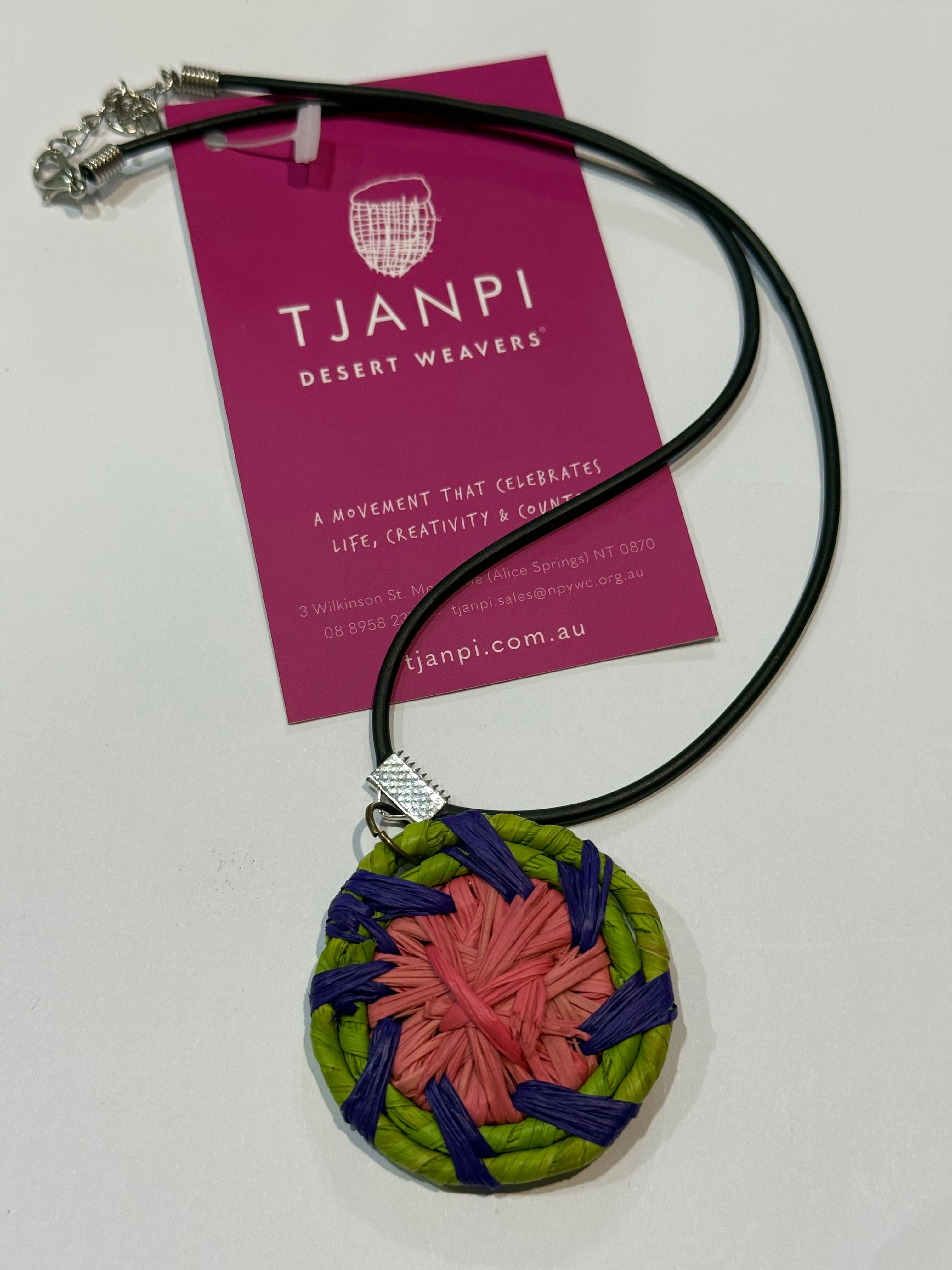 Raffia Woven Necklace - Eva Braeden (pink/green)