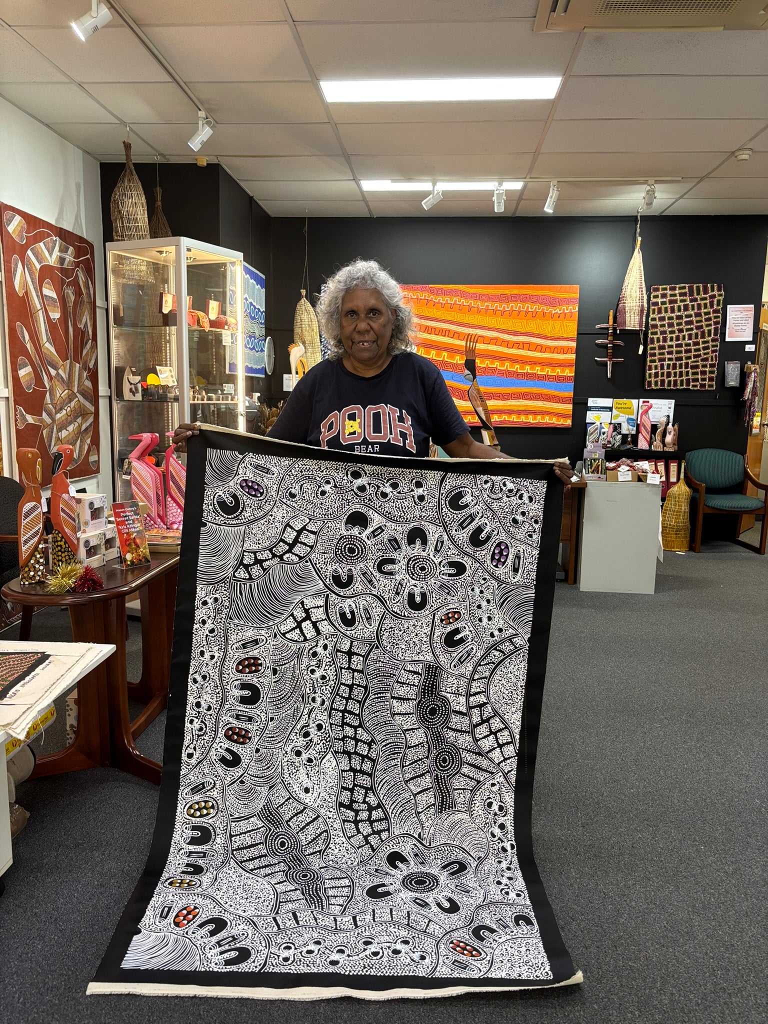 Lanita Numina - Women Collect Bushplums, Bushberries .97-4