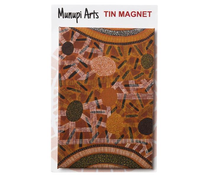 Tin Magnet - Nina Puruntatameri - Brown